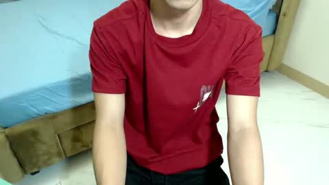 laurence_cuttieguyhere online show from 04.12.26