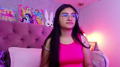 Snapshot of laurenelovex chatting on 02.12.26 Laurene online show from 02.12.26