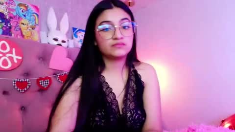 Snapshot of laurenelovex chatting on 02.15.26 Laurene online show from 02.15.26