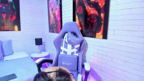 LaurenHazel  online show from 10.21.25