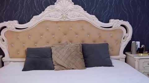 Laura online show from 03.12.26