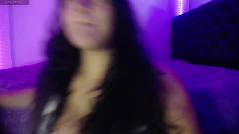 laurenkenner28_ online show from 10.17.25