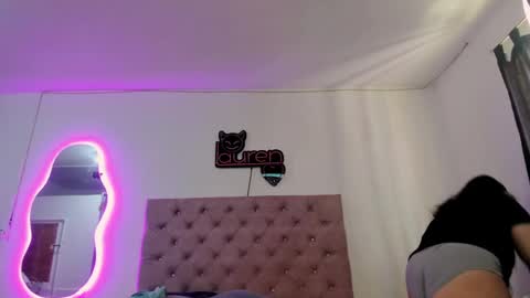 laurenlaine online show from 01.16.25