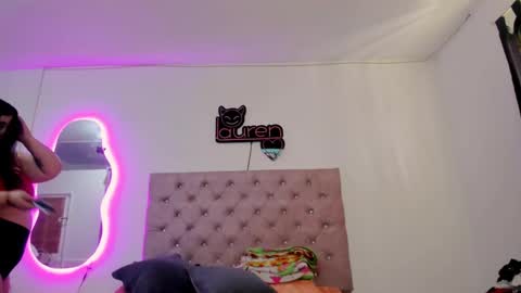 laurenlaine online show from 01.17.25