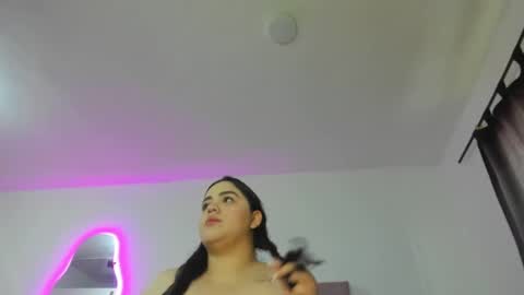 laurenlaine online show from 03.11.25