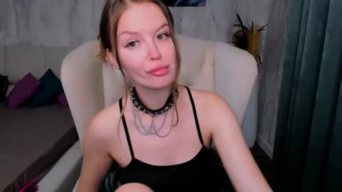 laurennhill online show from 10.07.25