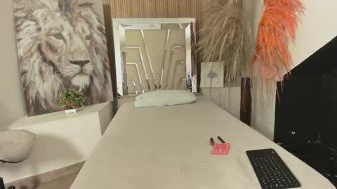 Lauren  online show from 01.15.26