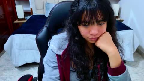 laurent online show from 10.18.25