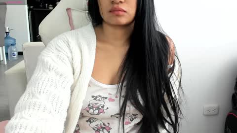 Snapshot of laurent_jones chatting on 12.03.24 daniela angel online show from 12.03.24