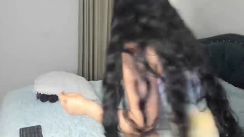 daniela angel     online show from 12.22.25