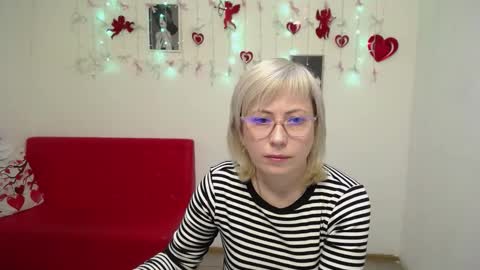 Snapshot of laurenwishy chatting on 02.08.26 Lauren online show from 02.08.26