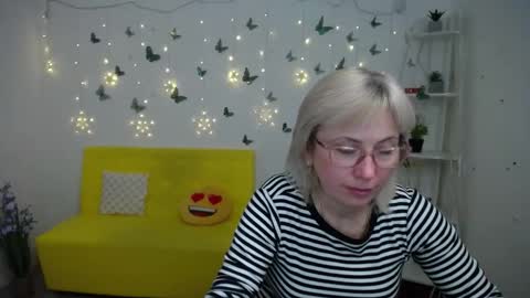 Snapshot of laurenwishy chatting on 02.21.26 Lauren online show from 02.21.26