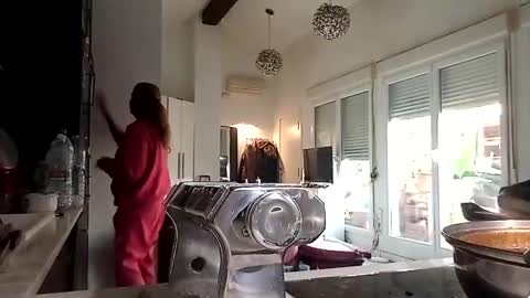 Snapshot of lauriehotxxx chatting on 12.16.24 lauriehotxxx online show from 12.16.24