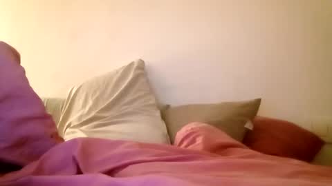 Snapshot of lauriehotxxx chatting on 11.06.25 lauriehotxxx online show from 11.06.25