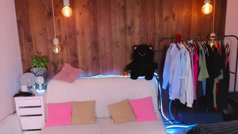 Annie online show from 03.29.26