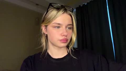 Bella online show from 05.15.26