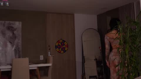 laurita_4 online show from 11.21.25