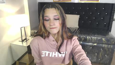 Snapshot of laurita_b chatting on 01.15.25 Laurita online show from 01.15.25