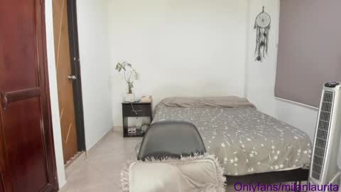 Snapshot of lauritamilan1 chatting on 01.31.25 laura online show from 01.31.25