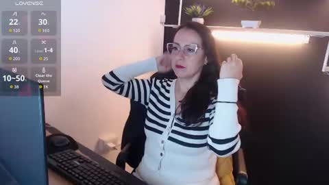 Laury  online show from 07.07.26