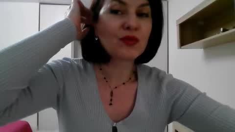 Snapshot of lavender_victoria chatting on 11.04.25 Diana online show from 11.04.25