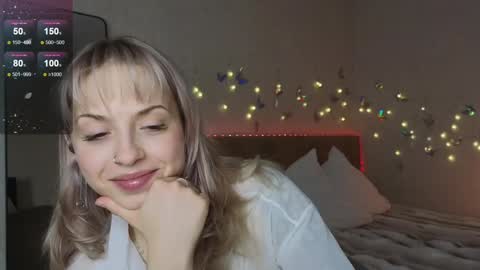 Snapshot of lavenderlav chatting on 02.05.25 Melissa online show from 02.05.25