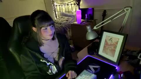 Lavenderrzz online show from 11.27.25