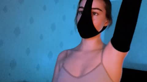 Lavinda online show from 10.14.25