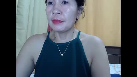 lavine1983 online show from 11.26.25