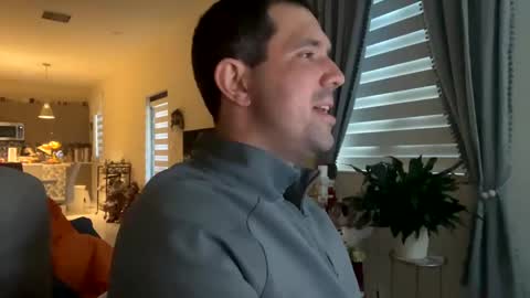 Snapshot of law_cambio chatting on 12.31.24 law_cambio online show from 12.31.24