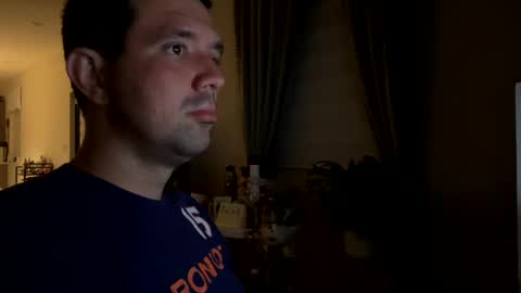 Snapshot of law_cambio chatting on 01.01.25 law_cambio online show from 01.01.25