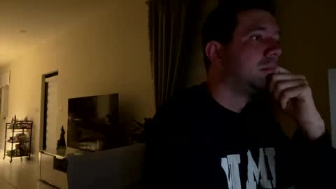 Snapshot of law_cambio chatting on 02.12.25 law_cambio online show from 02.12.25