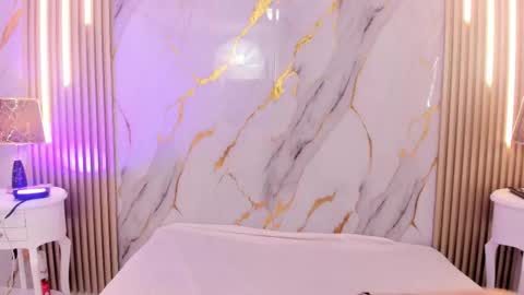 Snapshot of laxizoe chatting on 02.11.26 Laxi online show from 02.11.26