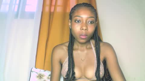 layannek online show from 10.21.25