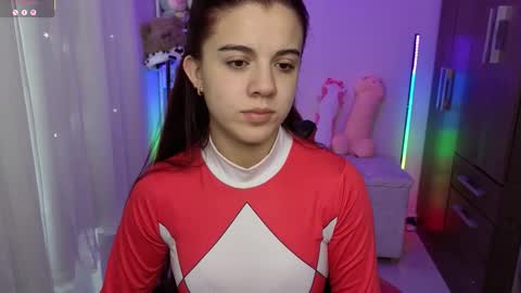 Layla online show from 01.06.26