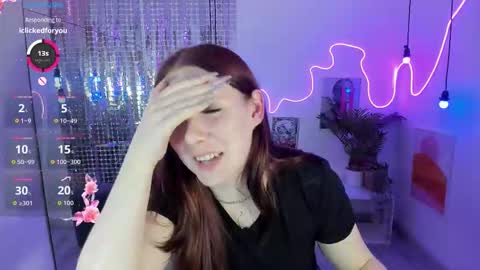 layla_glam online show from 10.20.25