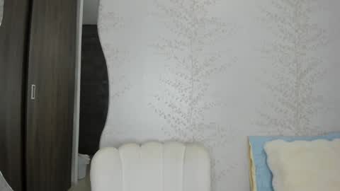 Layla Vanegas online show from 12.10.24