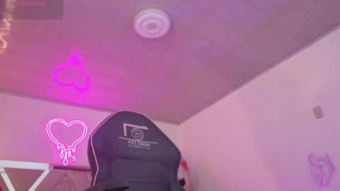 laylafoxy_tay online show from 11.26.25