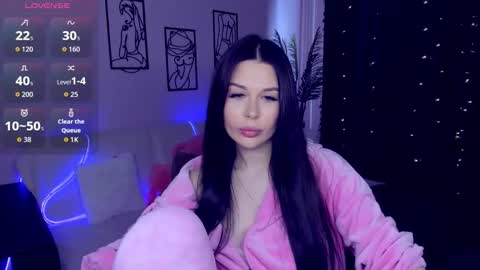 laylagreat online show from 09.29.25