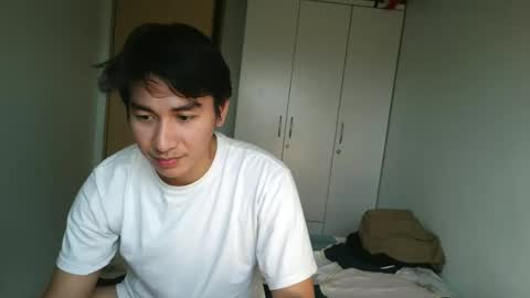 Snapshot of lazy_ezekiel chatting on 11.14.25 Ezekiel online show from 11.14.25