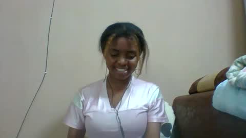 lea96546 online show from 11.04.25