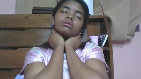 lea96546 online show from 04.15.26