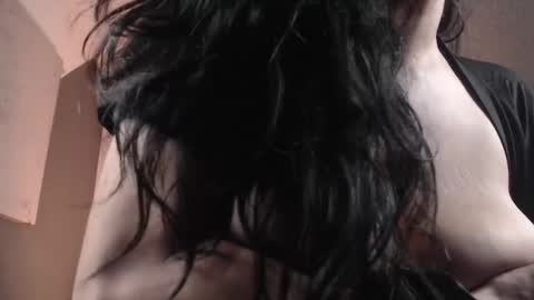 Snapshot of leabigboobs chatting on 03.06.25 leabigboobs online show from 03.06.25