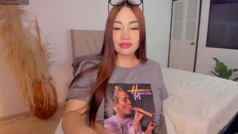 Leah online show from 06.04.26