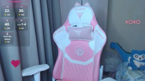 Leah  Gotty online show from 12.17.25