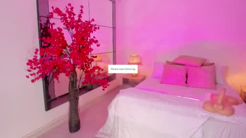 Leah  Greyy online show from 04.07.26