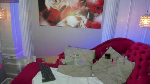 LEAH online show from 04.15.26