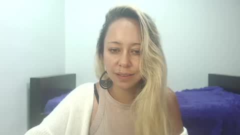 leah_susman online show from 10.07.25