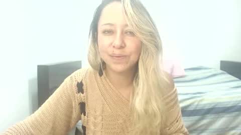 leah_susman online show from 10.25.25