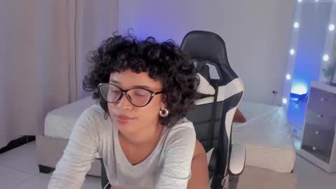 leahaltomm online show from 02.12.25